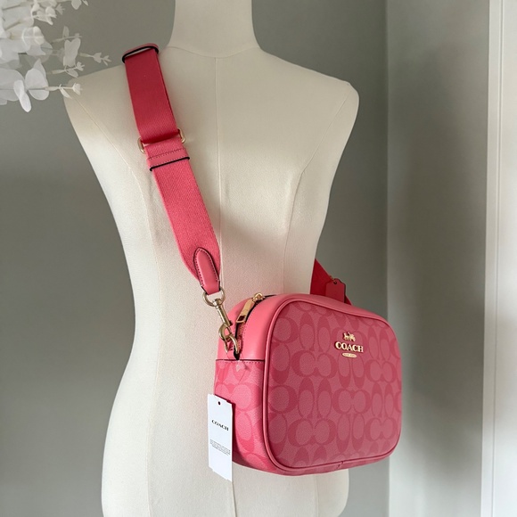 Coach Jamie Camera Bag in Pink Lemonade Blocked Signature Canvas (NWT) - Picture 6 of 13